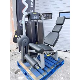 Leg extension 2025 technogym