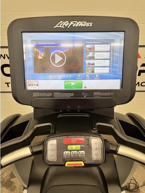 Life fitness 95t discover se treadmill outlet