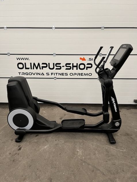 Life Fitness 95X Discover SE Elliptical Cross Trainer