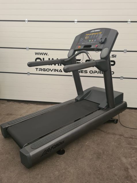 Life fitness hotsell silverline 95ti treadmill