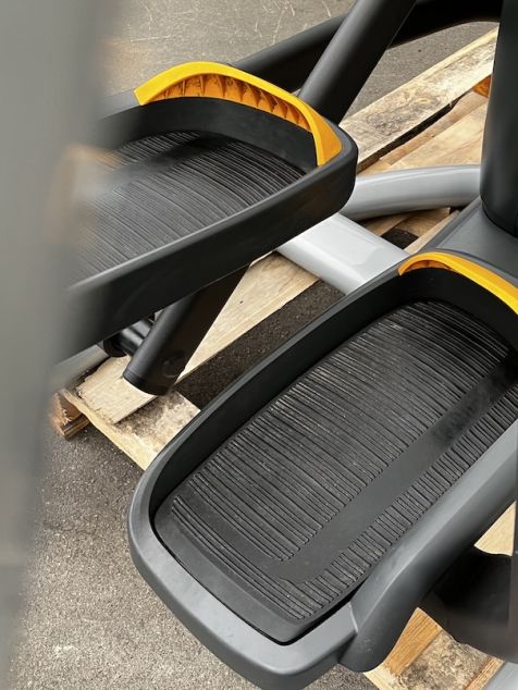 Matrix Ascent Trainer A7XI eliptik z nastavljivim korakom
