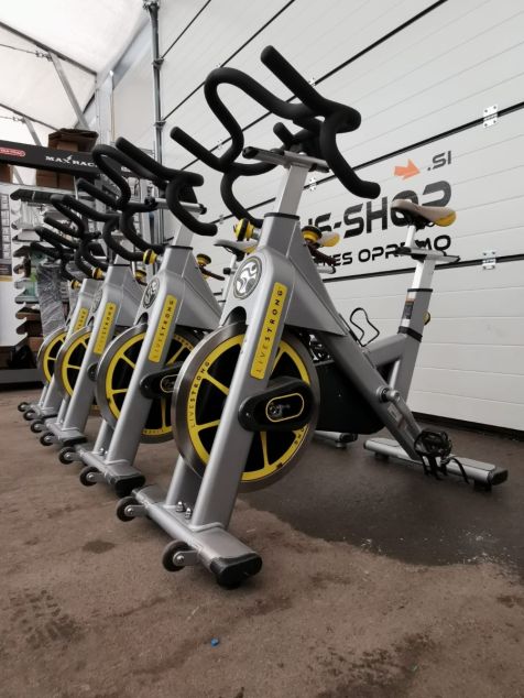 Bike spinning livestrong matrix hotsell