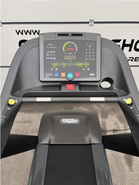 Excite run 700 technogym outlet