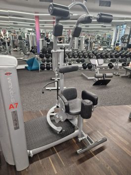 Komplet naprav za kardio vadbo in moč Gym80 in Precor 52 kosov