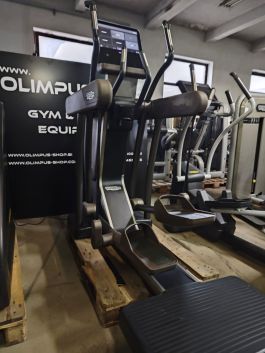 Technogym Vario Artis Unity Elliptical Cross Trainer 