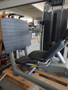 Technogym Selection Line naprava za potisk z nogami Leg Press