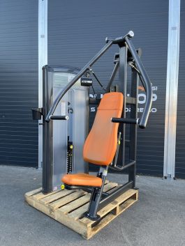 Cybex VR3 Chest Press