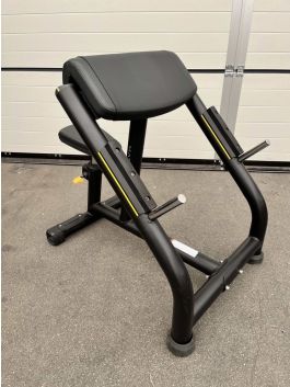 Magnum Preacher Curl Bench